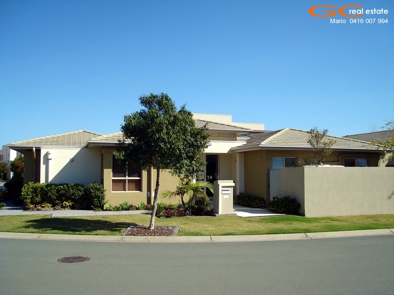 6112 Bolsena Circuit, Hope Island QLD 4212