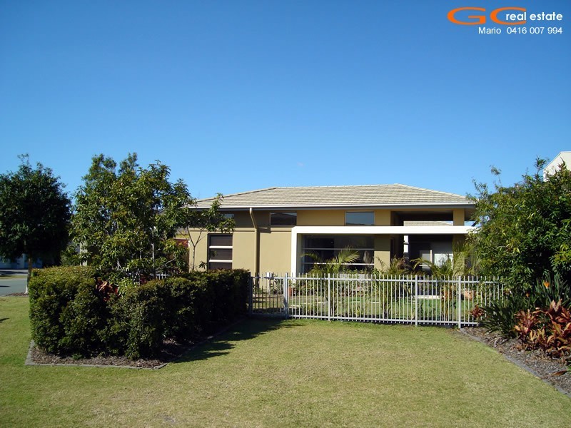 6112 Bolsena Circuit, Hope Island QLD 4212