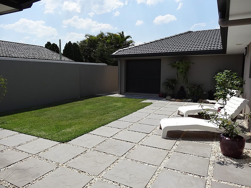 16 Dobell Avenue, Paradise Point QLD 4216