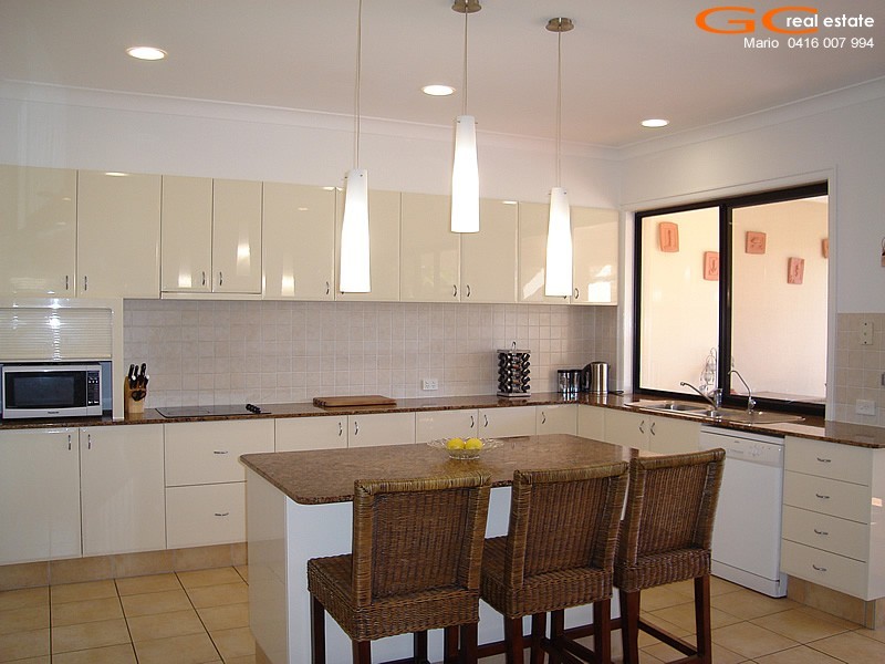 5 Lee-Anne Crescent, Monterey Keys QLD 4212