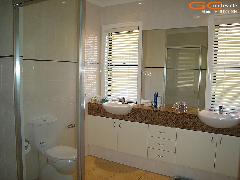 5 Lee-Anne Crescent, Monterey Keys QLD 4212