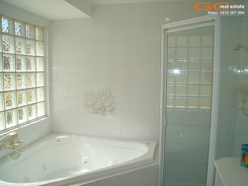 64 Anchorage Way, Runaway Bay QLD 4216