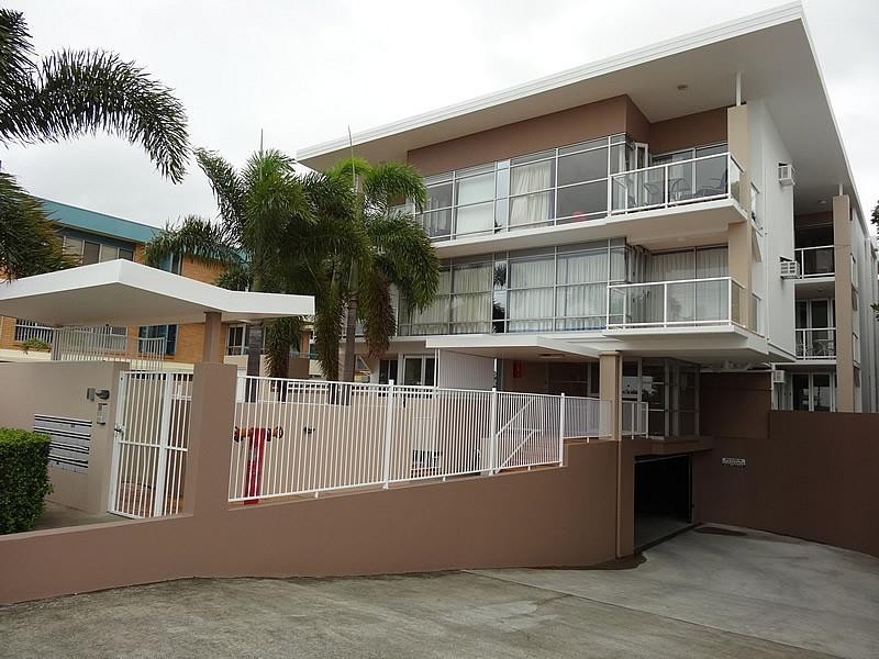 11/130 Marine Parade, Southport QLD 4215