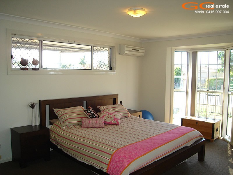 28 Hyacinth Avenue, Hollywell QLD 4216