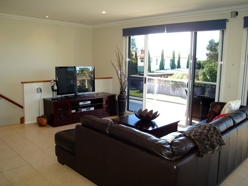 1/6 Joseph Street, Runaway Bay QLD 4216