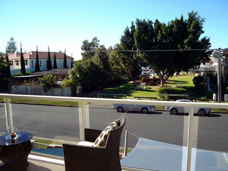 1/6 Joseph Street, Runaway Bay QLD 4216