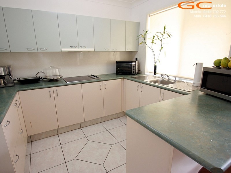 39/469 Pine Ridge Road, Runaway Bay QLD 4216