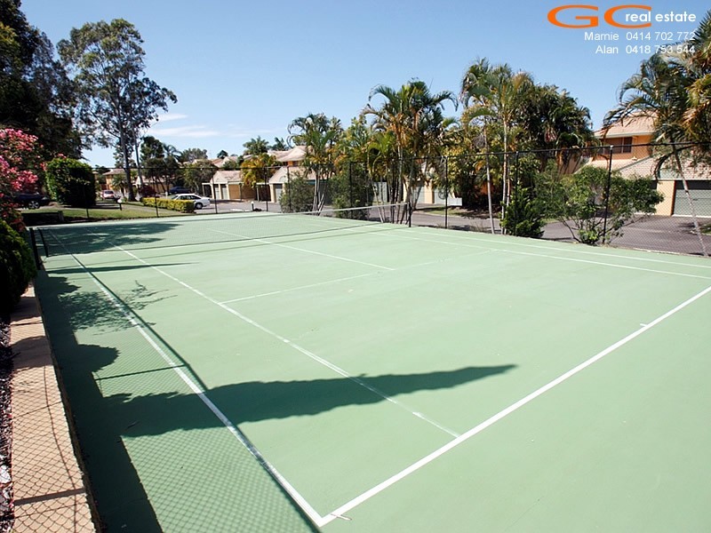 39/469 Pine Ridge Road, Runaway Bay QLD 4216