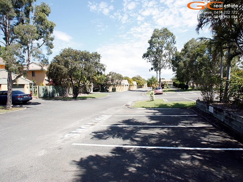 39/469 Pine Ridge Road, Runaway Bay QLD 4216