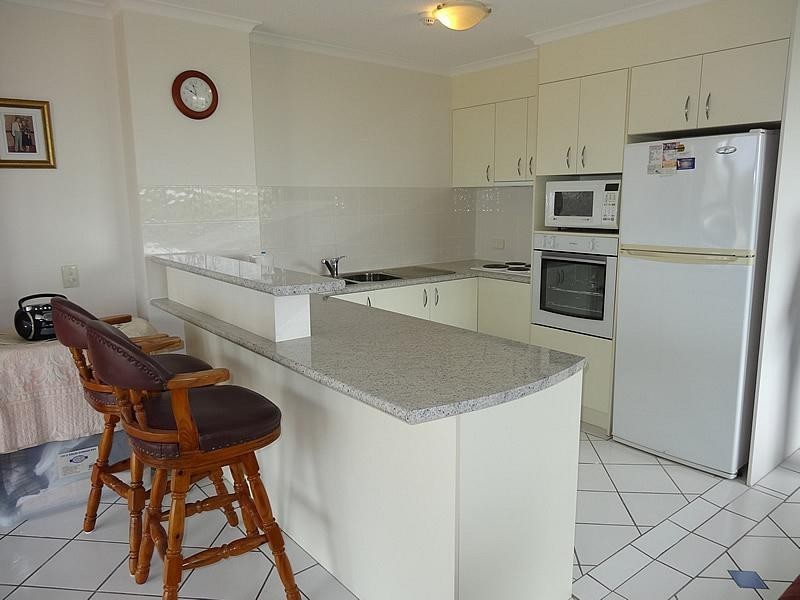 3a/114 Marine Parade, Southport QLD 4215