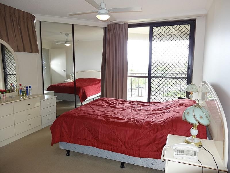 3a/114 Marine Parade, Southport QLD 4215