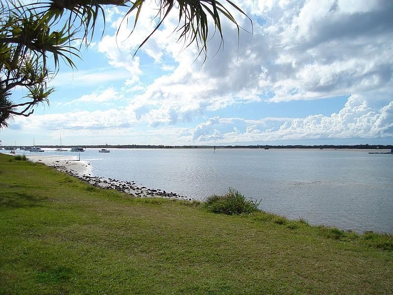 3a/114 Marine Parade, Southport QLD 4215
