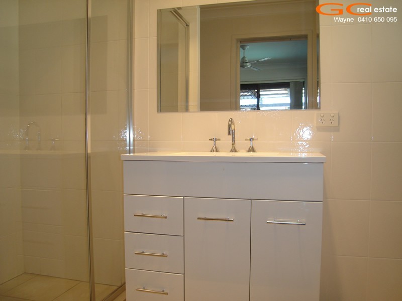 242 Oxley Drive, Coombabah QLD 4216