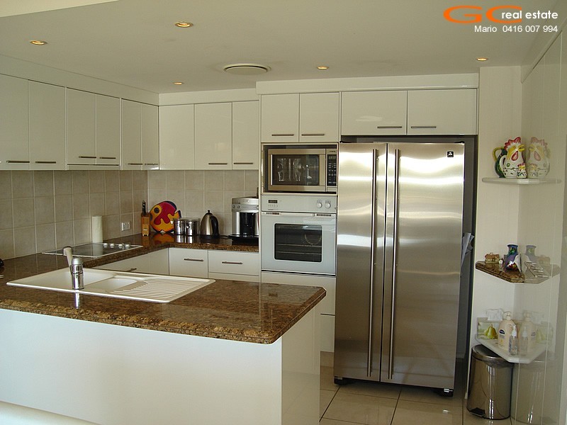 16/87 Morala Avenue, Runaway Bay QLD 4216