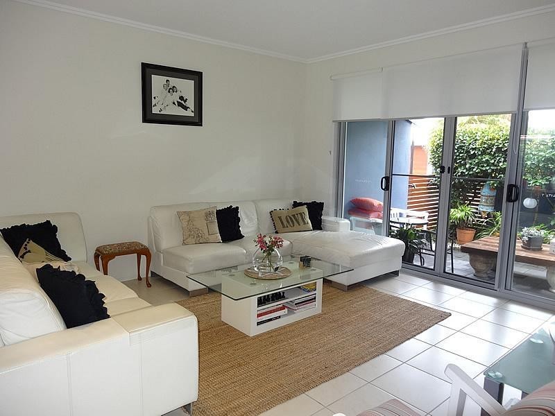 23/181 Lae Drive, Coombabah QLD 4216