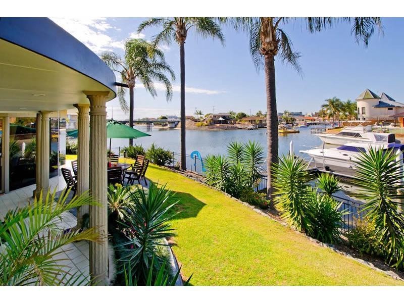 52 Walter Raleigh Crescent, Hollywell QLD 4216