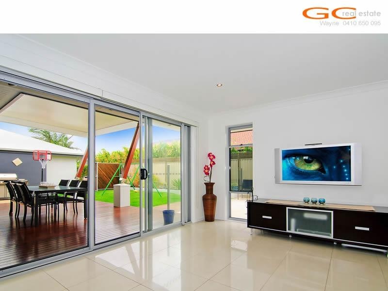 5 Lagos Court, Coombabah QLD 4216