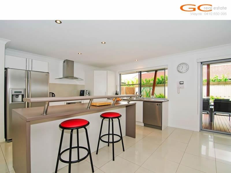 5 Lagos Court, Coombabah QLD 4216