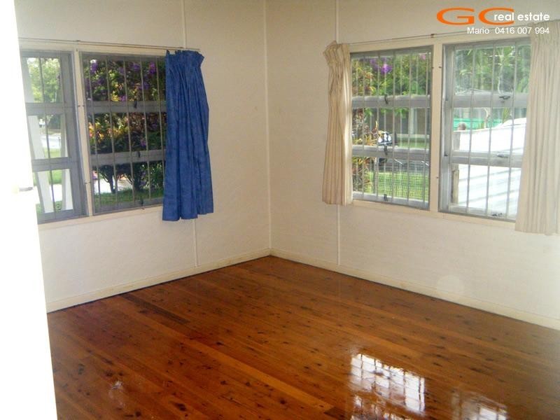 19 Nevenia Street, Labrador QLD 4215