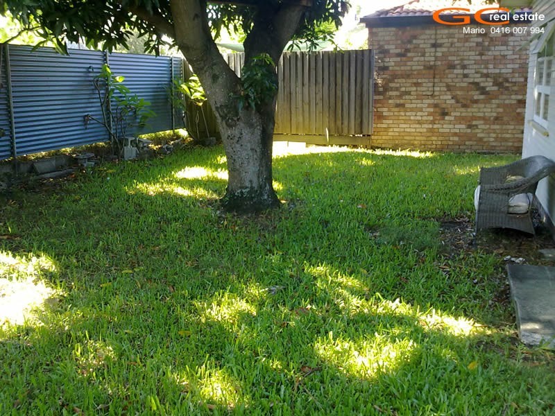 19 Nevenia Street, Labrador QLD 4215