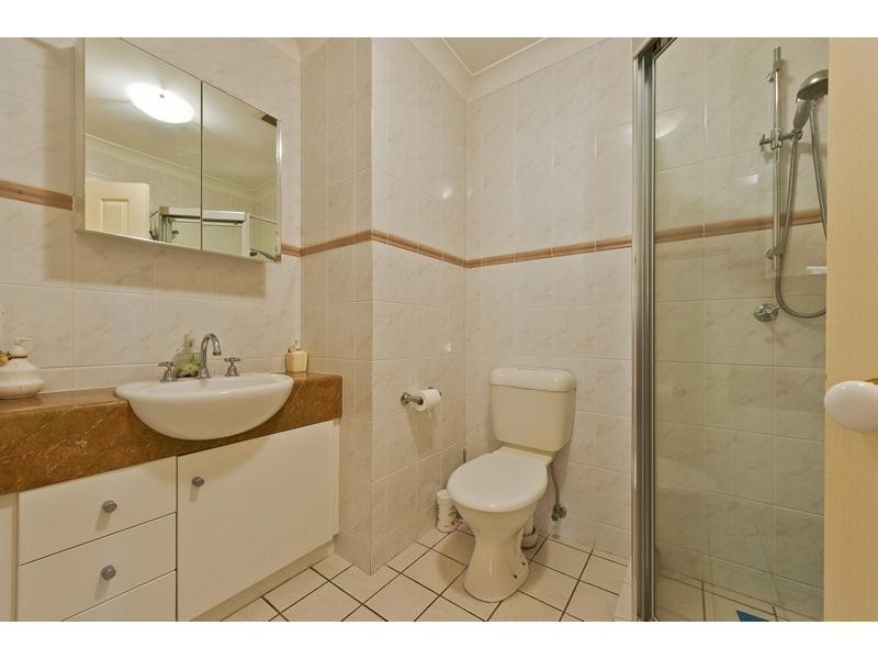 14/89 Bayview Street, Runaway Bay QLD 4216