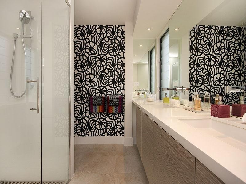 5 Ama Avenue, Runaway Bay QLD 4216