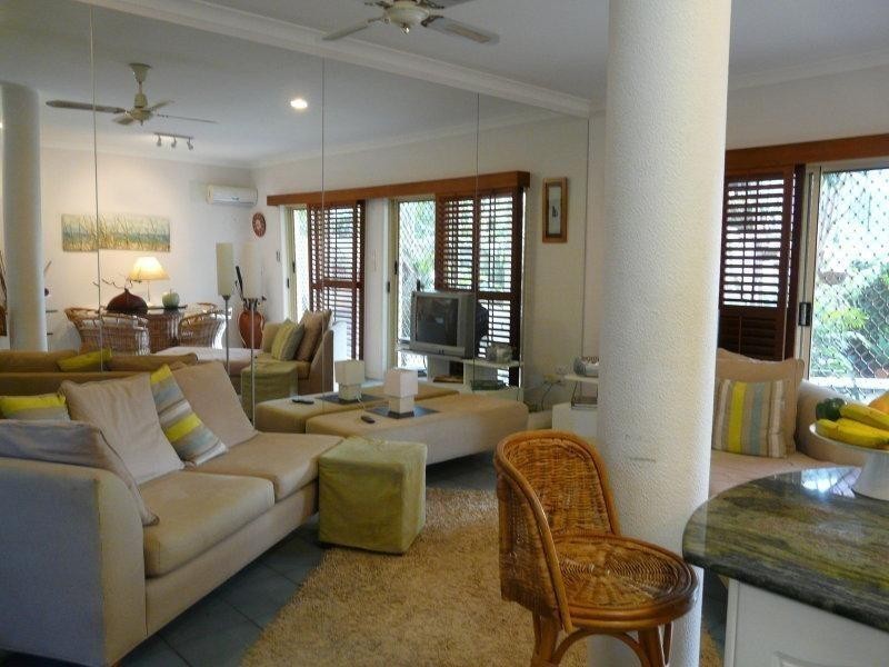 13/60 Caseys Road, Hope Island QLD 4212