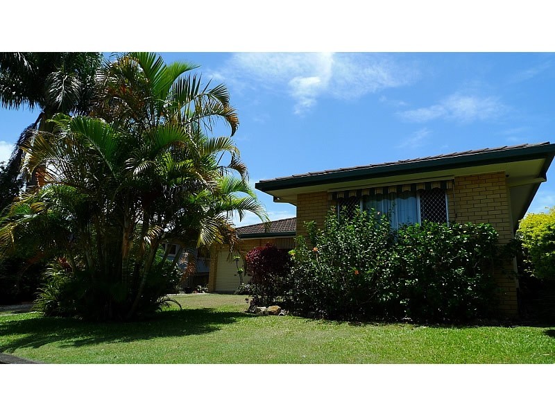 47 Ashbourne  Terrace, Biggera Waters QLD 4216