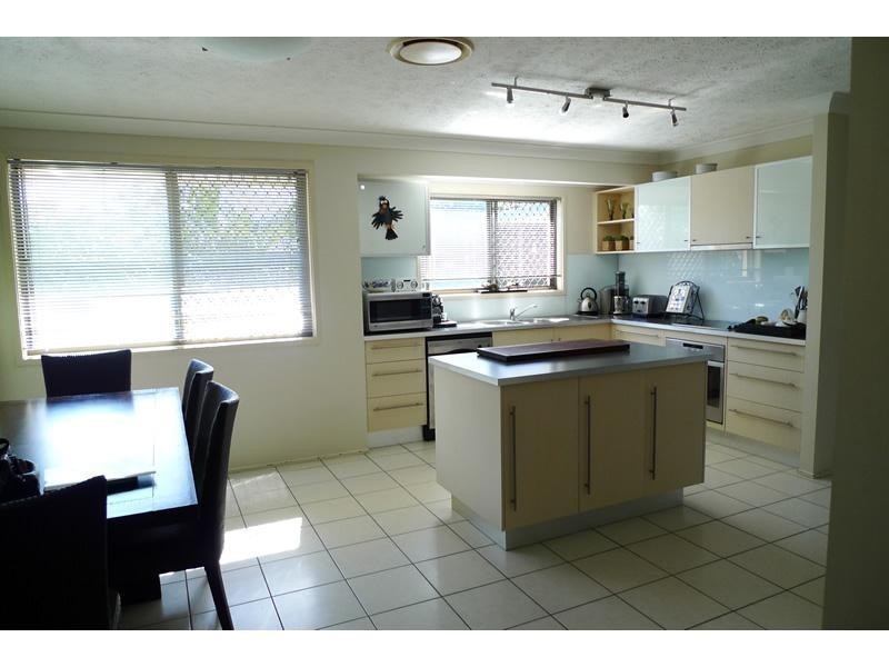 7 Statice  Avenue, Hollywell QLD 4216