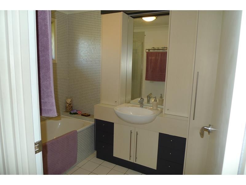 7 Statice  Avenue, Hollywell QLD 4216