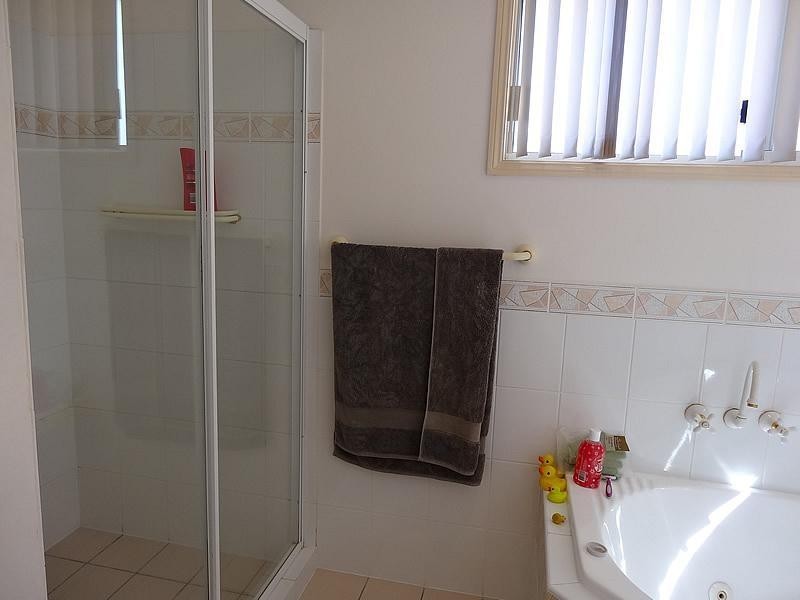 28 Christa Way, Benowa Waters QLD 4217