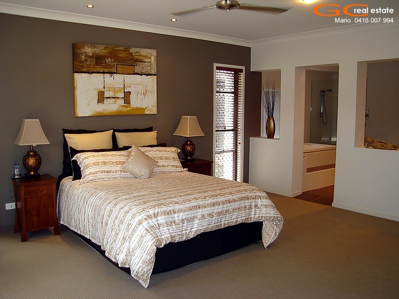 34 Petworth Court, Arundel QLD 4214