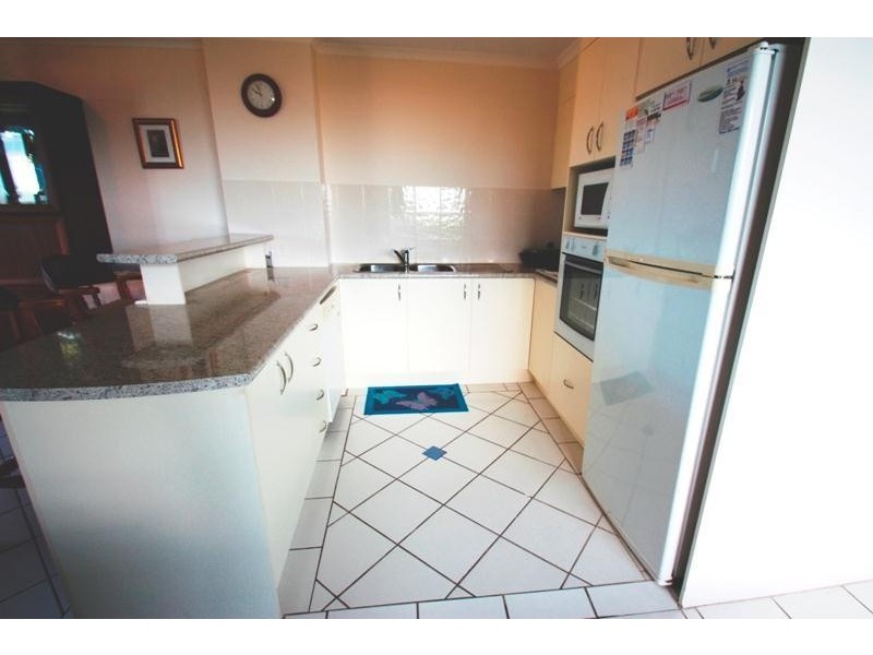 3a/114 Marine Parade, Southport QLD 4215