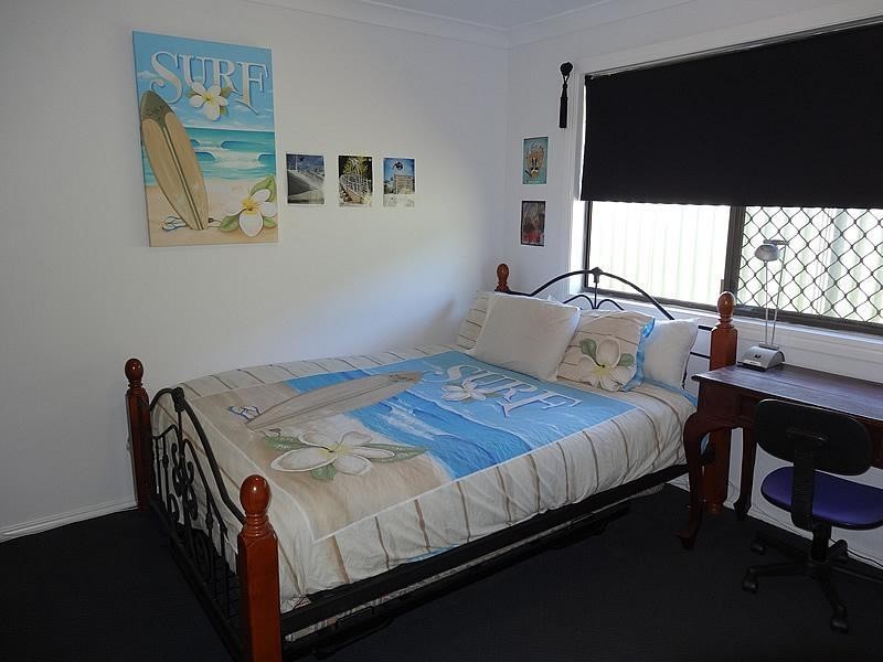 22 Sundown Drive, Paradise Point QLD 4216