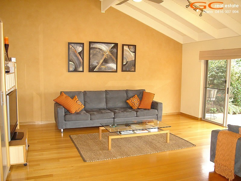 237 Morala Avenue, Runaway Bay QLD 4216