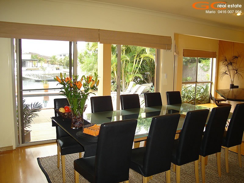 237 Morala Avenue, Runaway Bay QLD 4216