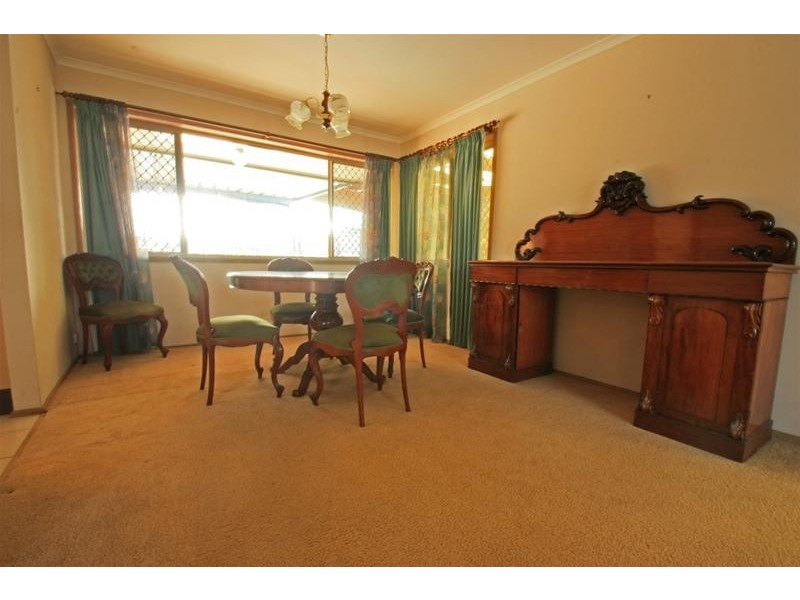 76 Oxley Drive, Paradise Point QLD 4216