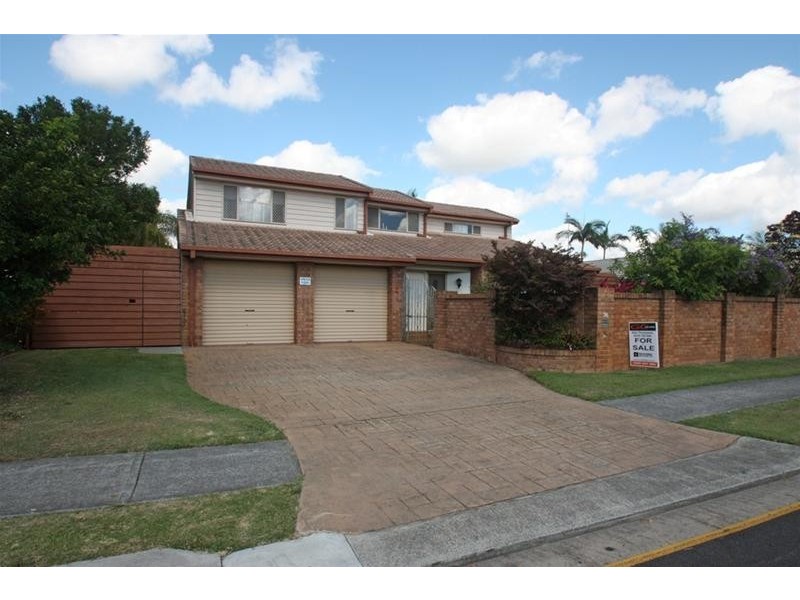 76 Oxley Drive, Paradise Point QLD 4216