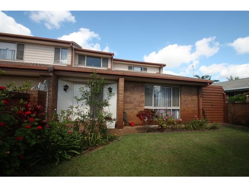 76 Oxley Drive, Paradise Point QLD 4216