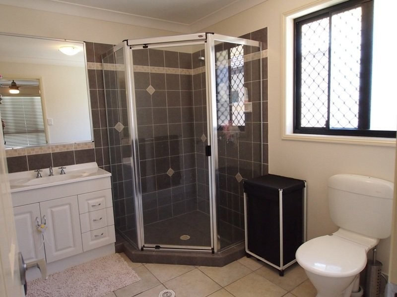 6 Costa Del Sol Avenue, Coombabah QLD 4216