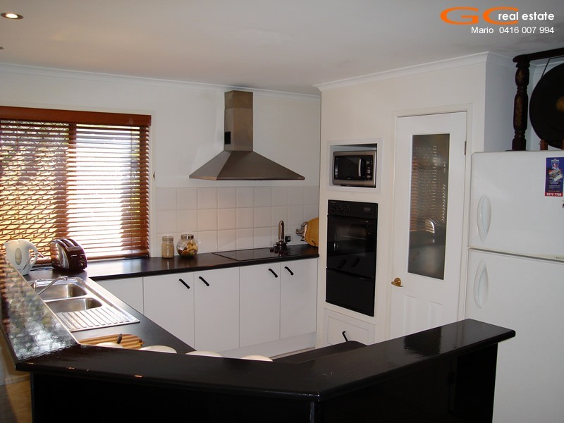 34 Shinnecock Close, Hope Island QLD 4212