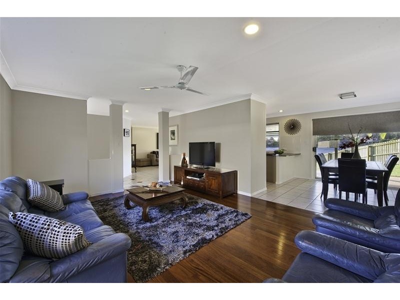 5 Lefroy Drive, Coombabah QLD 4216