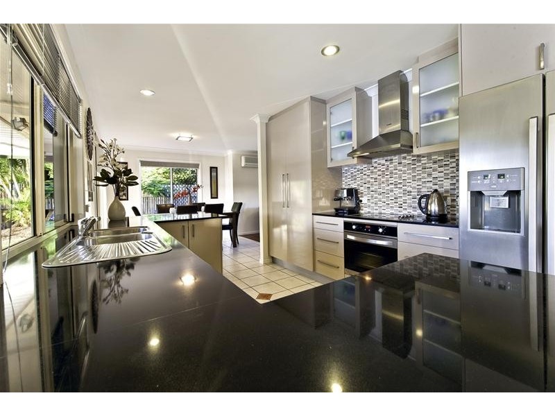 5 Lefroy Drive, Coombabah QLD 4216