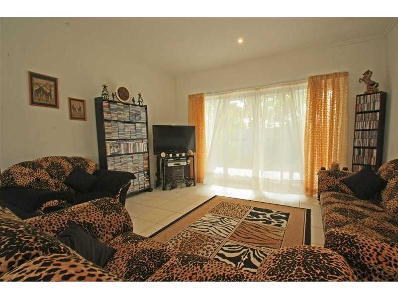 27/1 Manacor Place, Runaway Lagoons, Runaway Bay QLD 4216