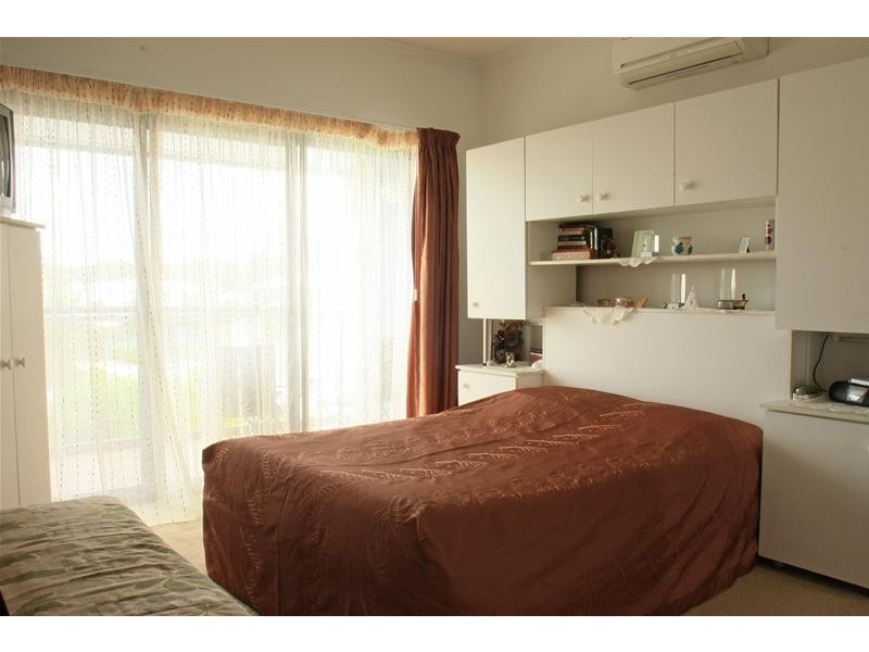 27/1 Manacor Place, Runaway Lagoons, Runaway Bay QLD 4216