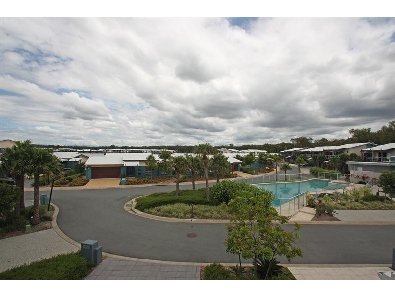 27/1 Manacor Place, Runaway Lagoons, Runaway Bay QLD 4216