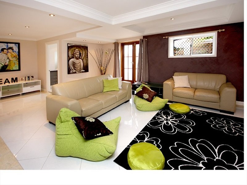 2 Lergessner Street, Biggera Waters QLD 4216