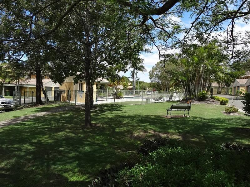 32/469 Pine Ridge Road, Runaway Bay QLD 4216