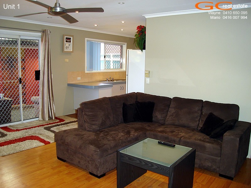 1/37 Milton Avenue, Paradise Point QLD 4216