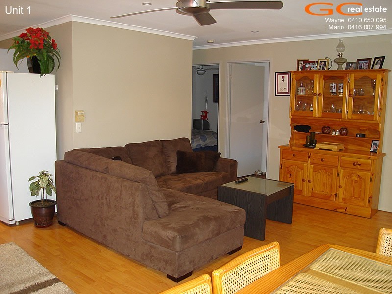 1/37 Milton Avenue, Paradise Point QLD 4216